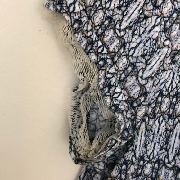 Anthropologie Meadow Rue Tulle Peplum Top - Picture 6 of 7